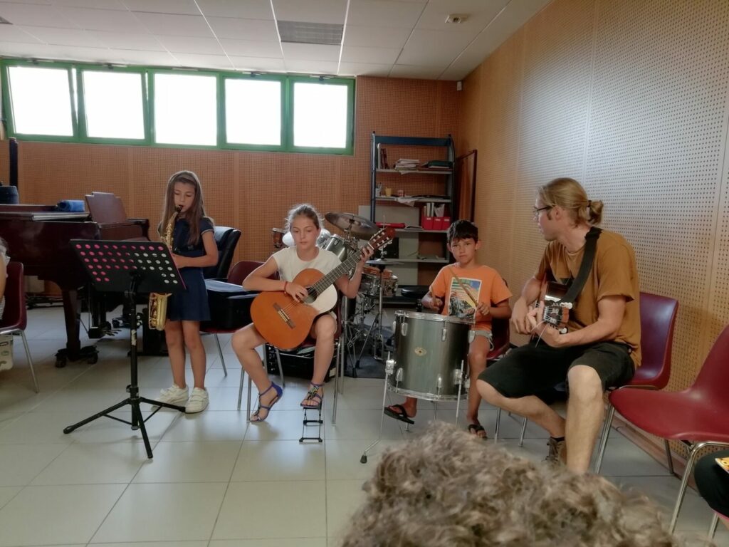 64661463_1143177679201013_191233702322241536_n